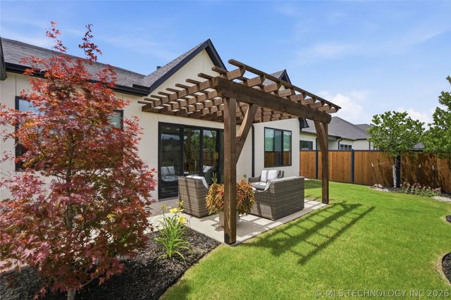 12011 S Vandalia Avenue, Tulsa, OK 74137