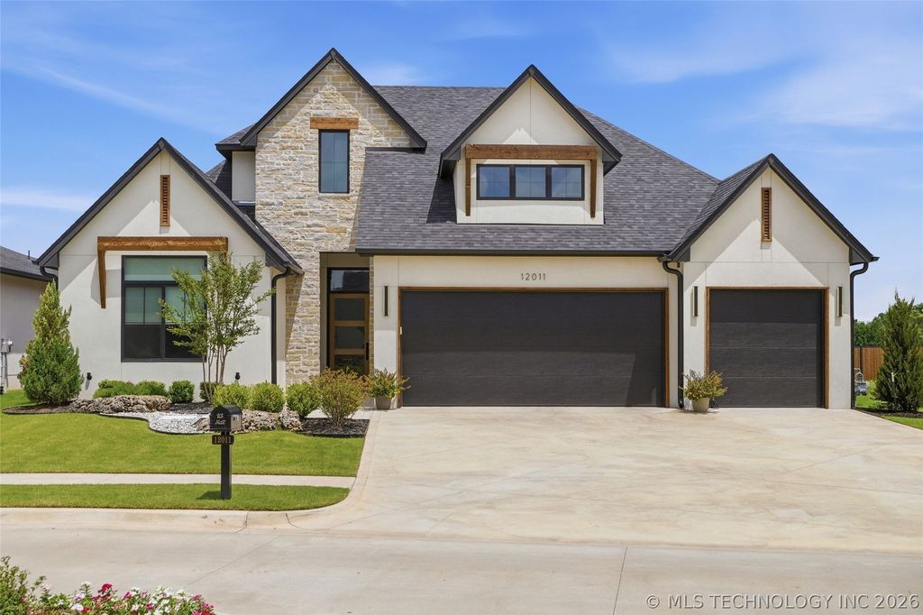 12011 S Vandalia Avenue, Tulsa, OK 74137