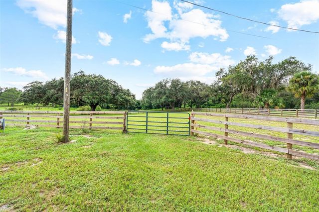 41534 THOMAS BOAT LANDING ROAD, Umatilla, FL 32784