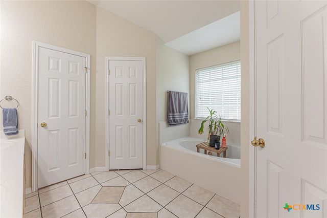 2007 Merlin Drive, Harker Heights, TX 76548