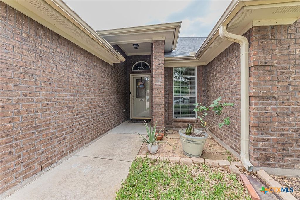 2007 Merlin Drive, Harker Heights, TX 76548