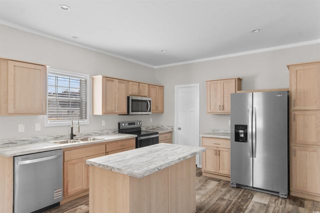 101 Feather Dr, Georgetown, SC 29440