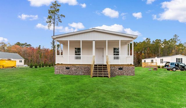 101 Feather Dr, Georgetown, SC 29440