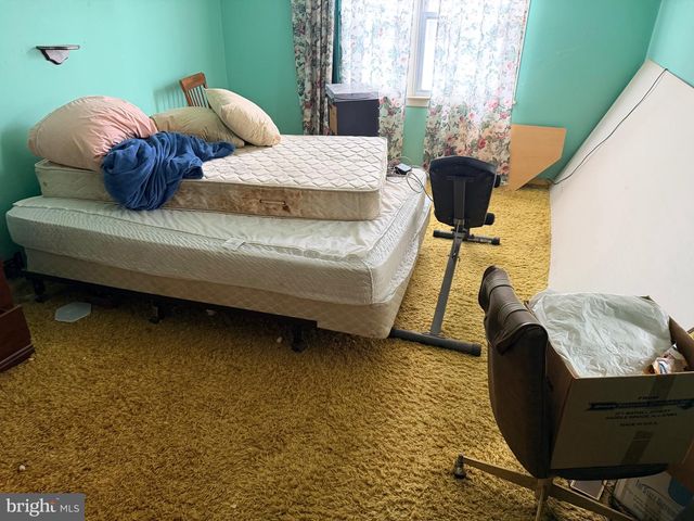 132 OAKDALE RD, Cherry Hill, NJ 08034