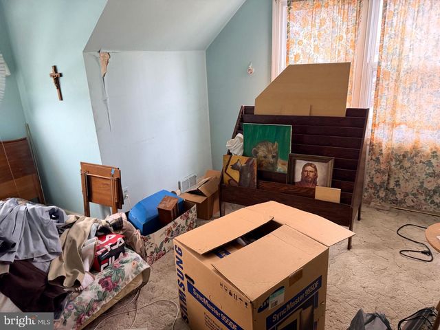 132 OAKDALE RD, Cherry Hill, NJ 08034