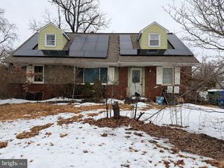 132 OAKDALE RD, Cherry Hill, NJ 08034