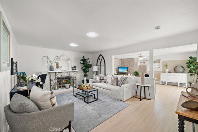 17697 Santa Cristobal Street, Fountain Valley, CA 92708