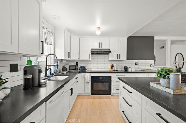 17697 Santa Cristobal Street, Fountain Valley, CA 92708
