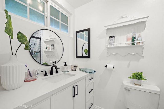 17697 Santa Cristobal Street, Fountain Valley, CA 92708