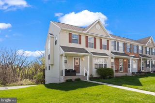 153 COUNTRY RIDGE DRIVE, Red Lion, PA 17356