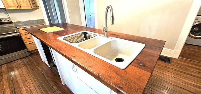 1047 Ridge Avenue, Stone Mountain, GA 30083