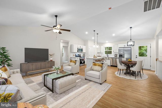 8354 COOLIDGE CIR, King George, VA 22485