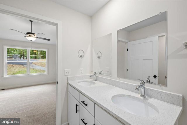 8354 COOLIDGE CIR, King George, VA 22485