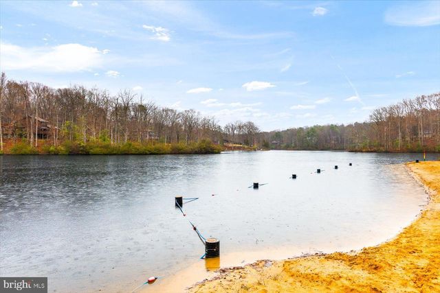 8354 COOLIDGE CIR, King George, VA 22485