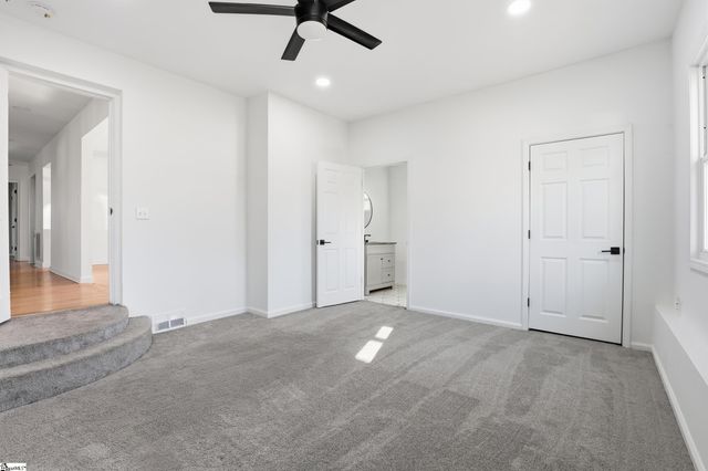 601 S D Street, Easley, SC 29640