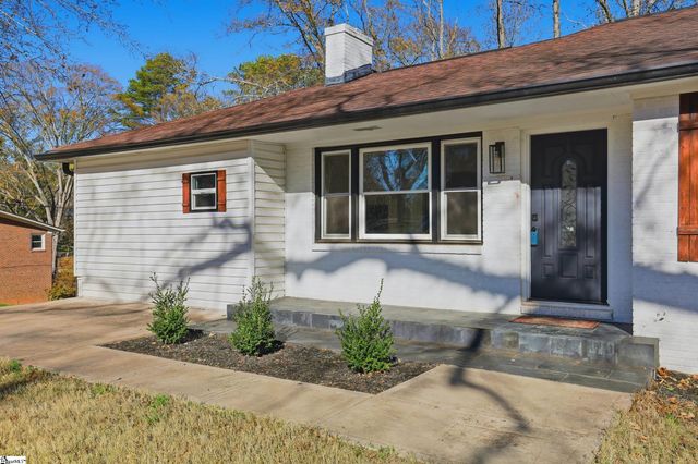 601 S D Street, Easley, SC 29640