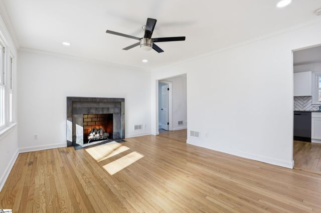 601 S D Street, Easley, SC 29640