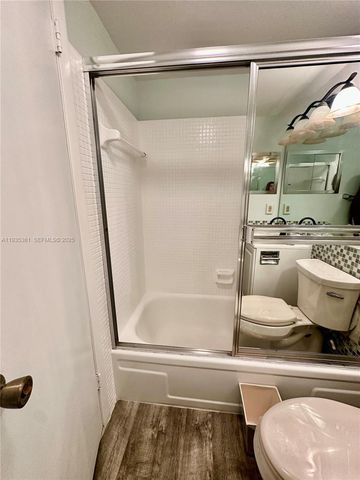 1058 E Harwood E 1058, Deerfield Beach, FL 33442