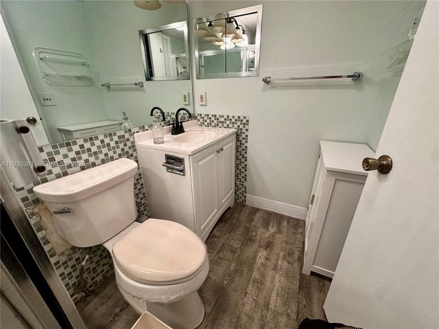 1058 E Harwood E 1058, Deerfield Beach, FL 33442