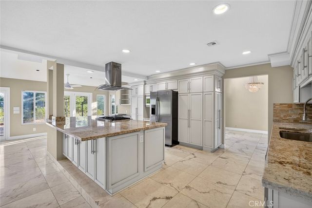 26762 Trasmiras, Mission Viejo, CA 92692