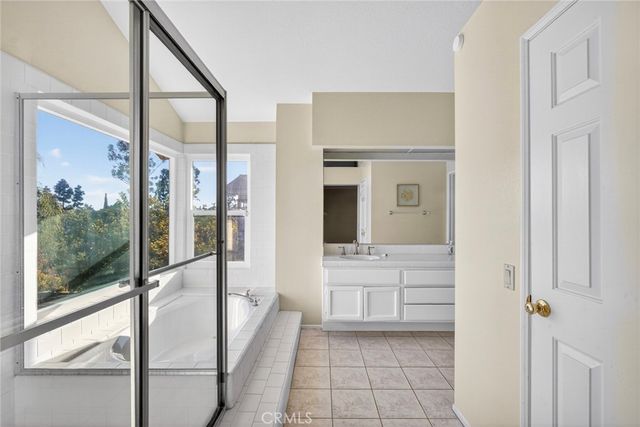 26762 Trasmiras, Mission Viejo, CA 92692