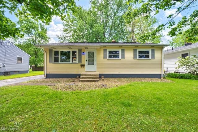 1793 Lealand Avenue, Poland, OH 44514