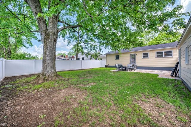 1793 Lealand Avenue, Poland, OH 44514