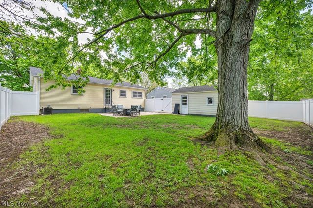 1793 Lealand Avenue, Poland, OH 44514