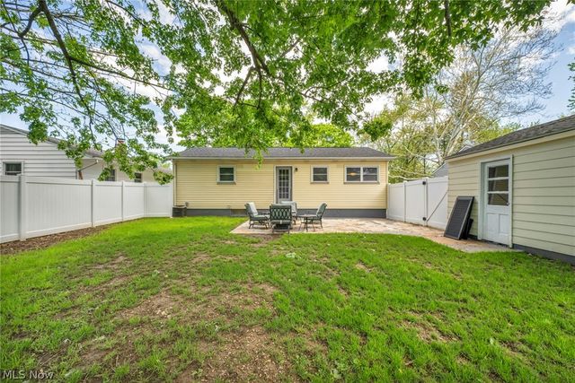 1793 Lealand Avenue, Poland, OH 44514