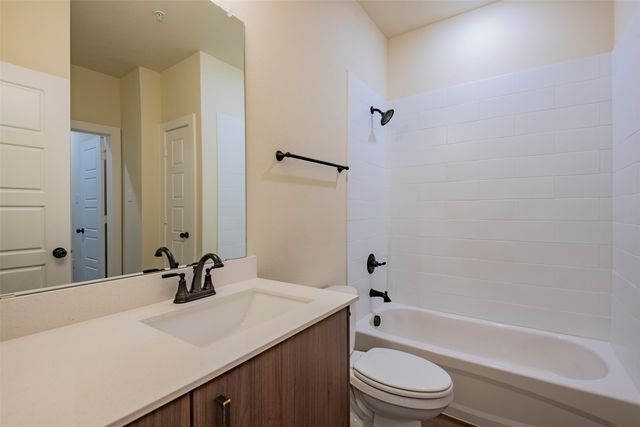 645 Wheatfield Drive, Venus, TX 76084