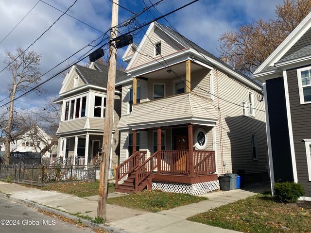 907 Delamont Avenue, Schenectady, NY 12307
