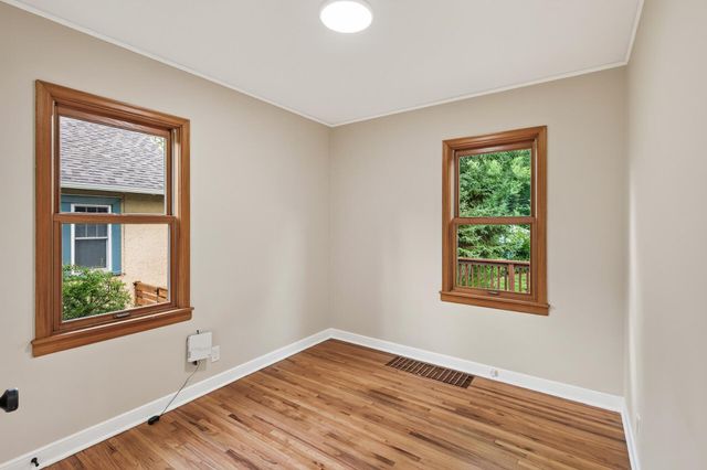 4513 30th Avenue S, Minneapolis, MN 55406