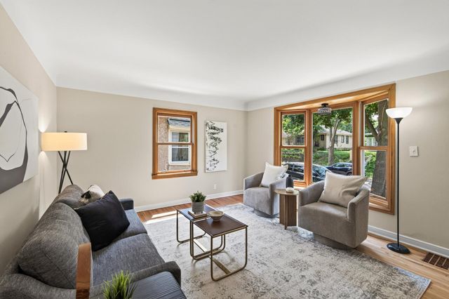 4513 30th Avenue S, Minneapolis, MN 55406