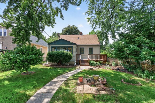 4513 30th Avenue S, Minneapolis, MN 55406