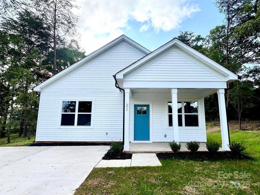 21 East Street, Granite Falls, NC 28630