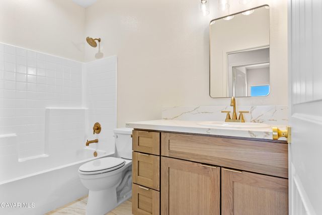 8184 Kalmia Avenue, California City, CA 93505