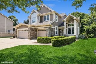 802 Willow Court, Itasca, IL 60143