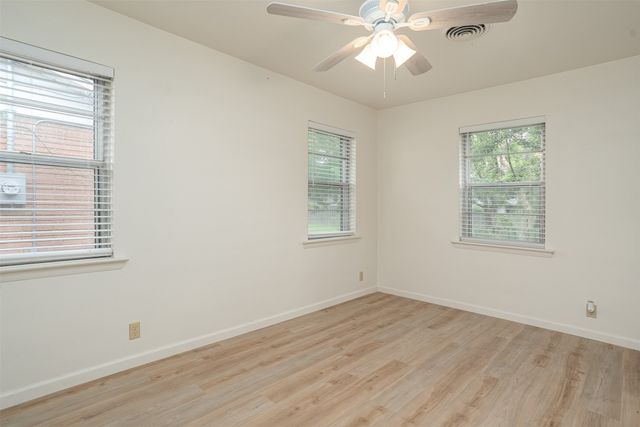 1200 Ravenwood Drive, Arlington, TX 76013