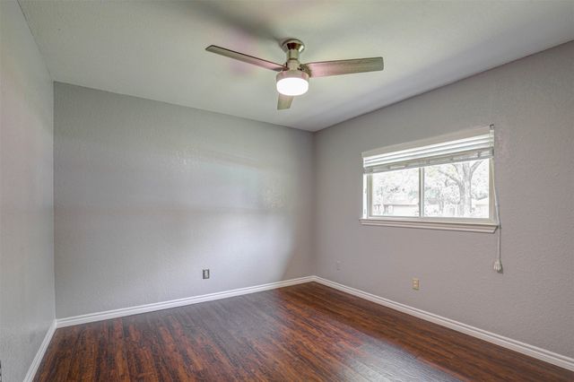 2308 Farrington Lane, Hurst, TX 76054