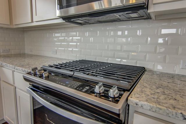 9503 McKnight LOOP, Austin, TX 78717