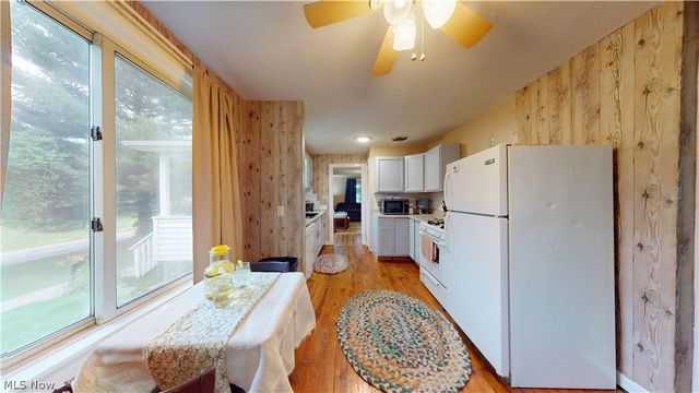 956 Braun Road, Belpre, OH 45714
