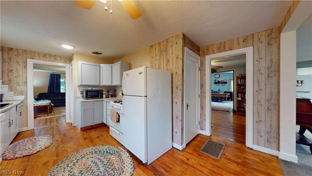 956 Braun Road, Belpre, OH 45714