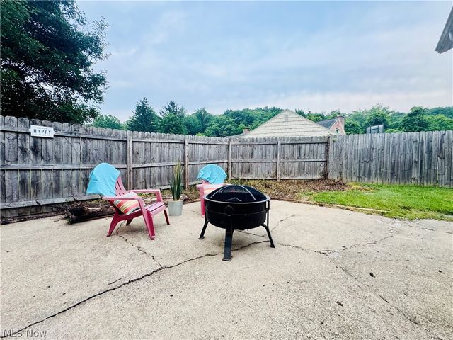 956 Braun Road, Belpre, OH 45714