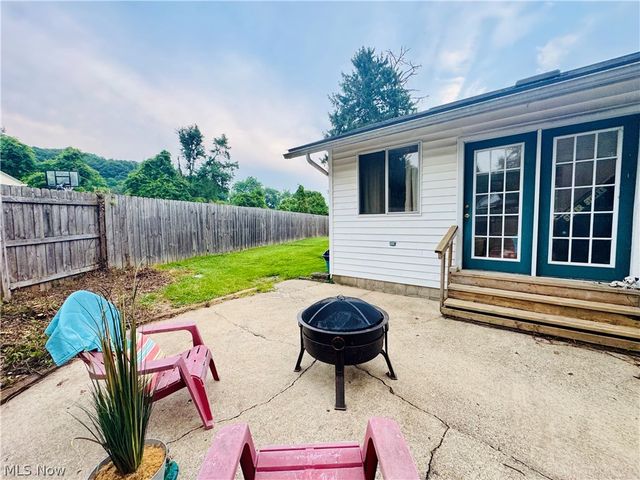 956 Braun Road, Belpre, OH 45714