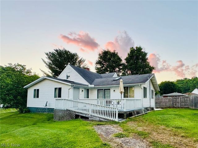 956 Braun Road, Belpre, OH 45714