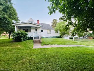 956 Braun Road, Belpre, OH 45714