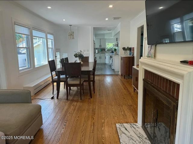 184 Ridgewood Avenue, Oakhurst, NJ 07755