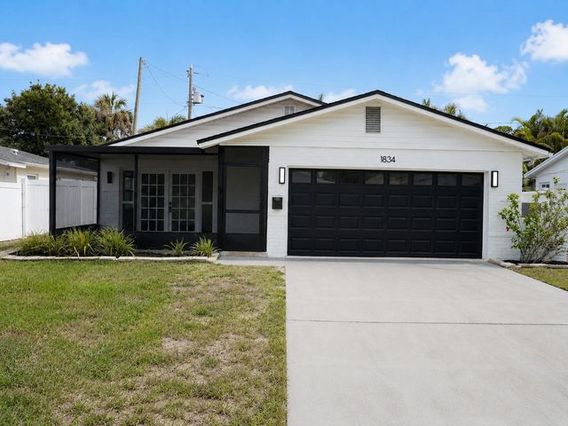 1834 NEW HAMPSHIRE AVENUE NE, St Petersburg, FL 33703