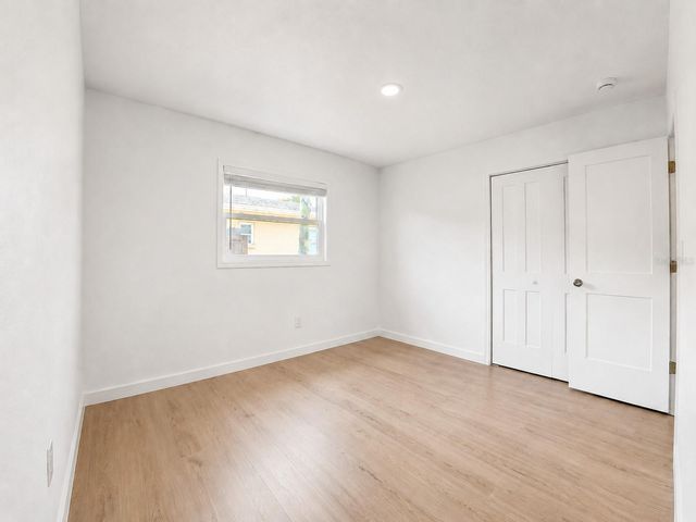 1834 NEW HAMPSHIRE AVENUE NE, St Petersburg, FL 33703