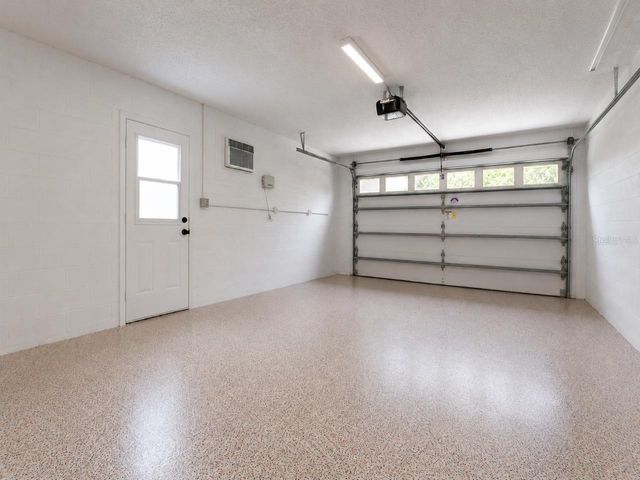1834 NEW HAMPSHIRE AVENUE NE, St Petersburg, FL 33703